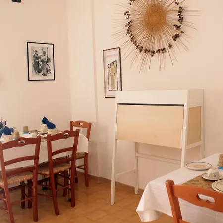 100 Mt Mare Bed & Breakfast 3*