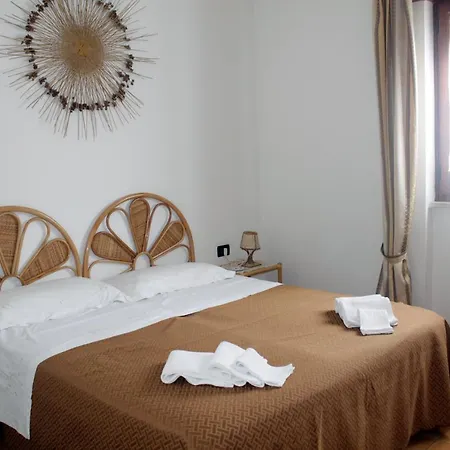 100 Mt Mare أوترانتو